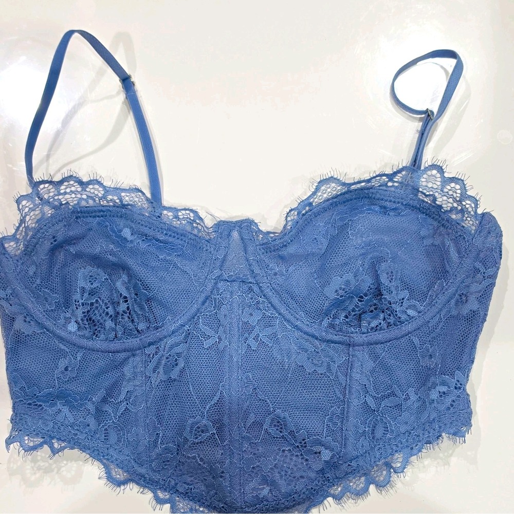 Forever 21 Blue Floral Lace Underwired Corset Bustier A Cup Medium Hook & Eye